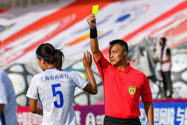 中国男篮不敌德国狂输49分 李凯尔10分周琦9分