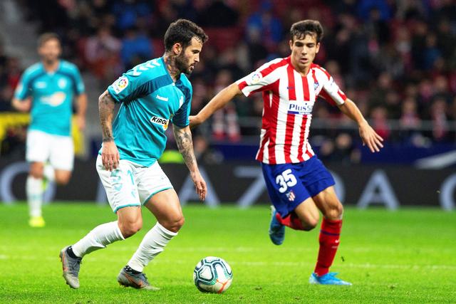 38岁拉莫斯在社交媒体晒照发文：秋季训练！